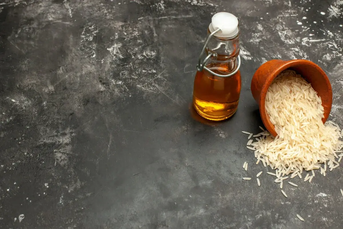 Pirinç Sirkesi Nedir? Kullanımı, Çeşitleri ve Nasıl Seçilir?